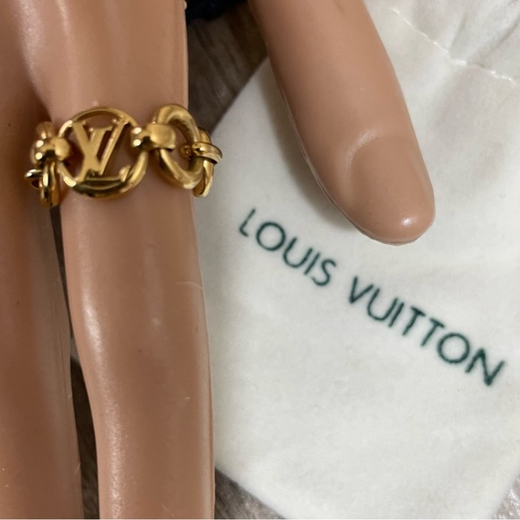 Authentic LOUIS VUITTON Gold Tone CRAZY IN LOCK Designer LOGO Flexible RING  7 - Picture 1 of 5